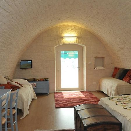 Palazzo Agrusti - Residenza D'Epoca Bed and Breakfast Alberobello Rum bild