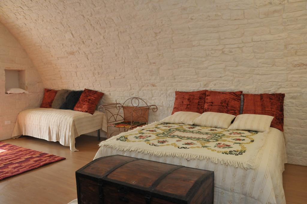Palazzo Agrusti - Residenza D'Epoca Bed and Breakfast Alberobello Rum bild