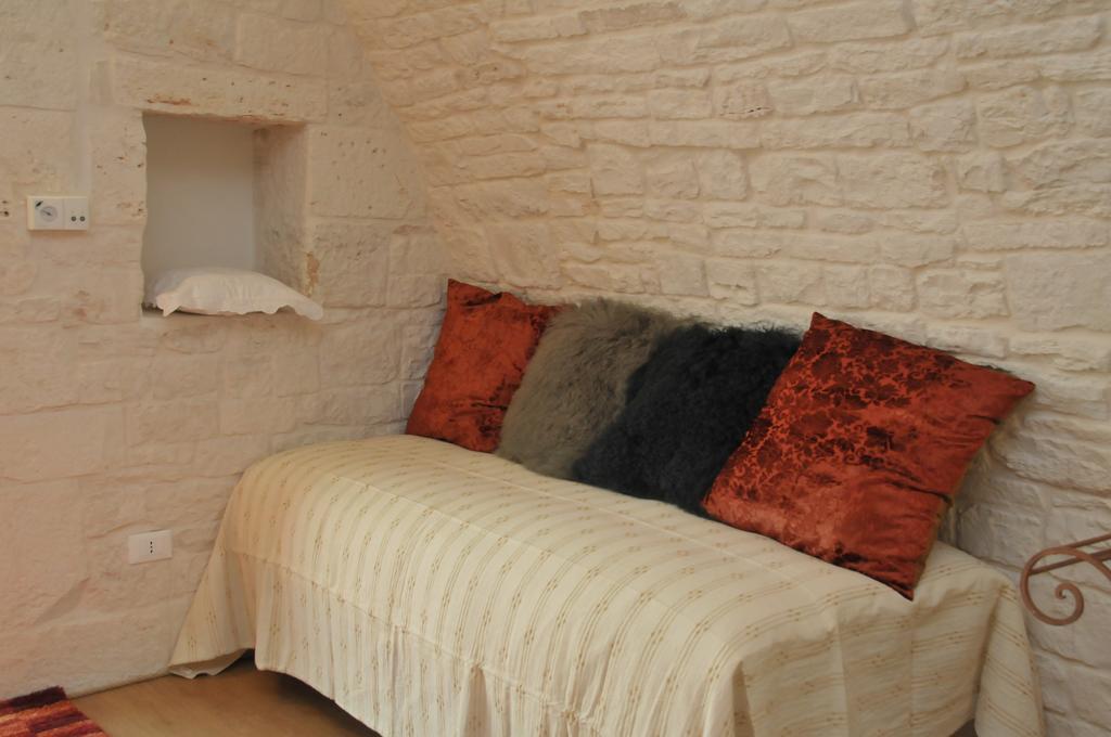 Palazzo Agrusti - Residenza D'Epoca Bed and Breakfast Alberobello Rum bild